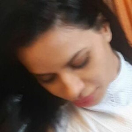 Naakte gelekte OnlyFans-foto van Sandy Capetinha
