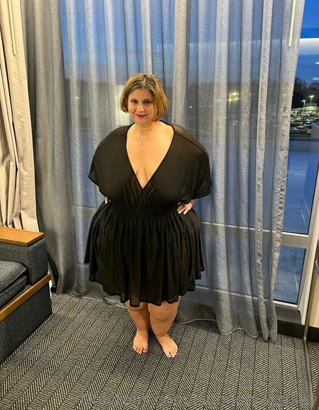 Bigbootyasshley