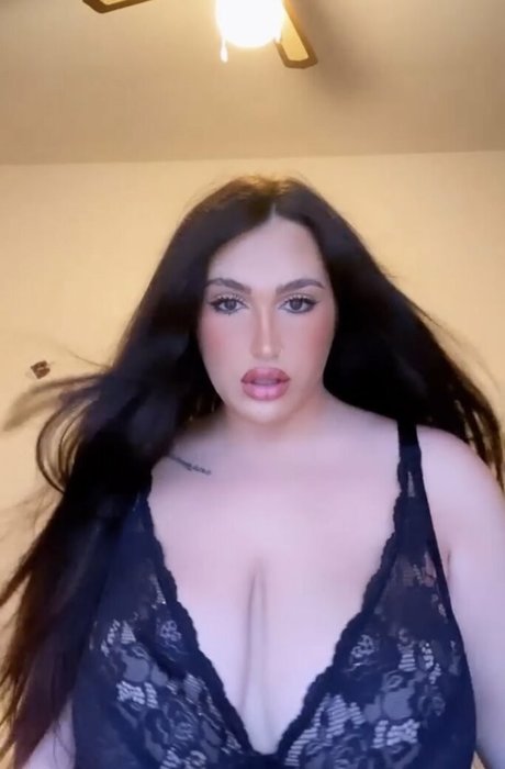 Naakte gelekte OnlyFans-foto van Alessia Barbarossa