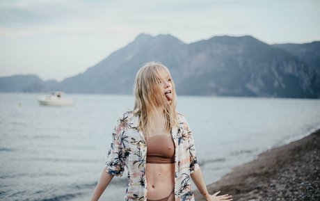 Sonyaplush