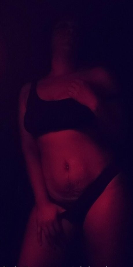 Nickeyjames