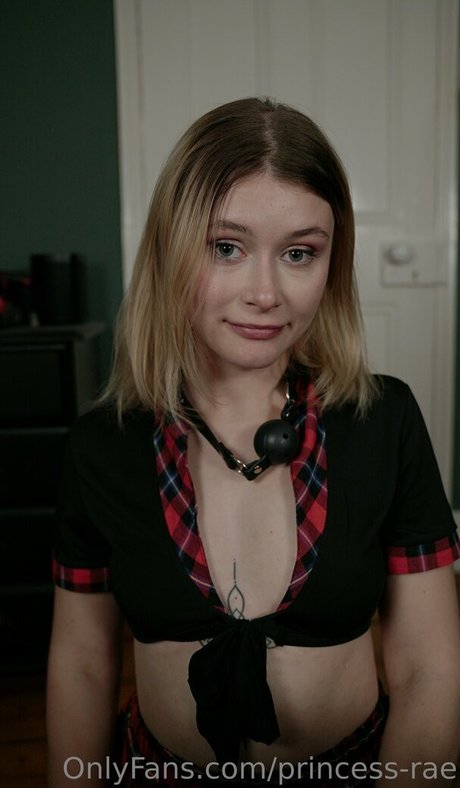 Naakte gelekte OnlyFans-foto van Princessrae
