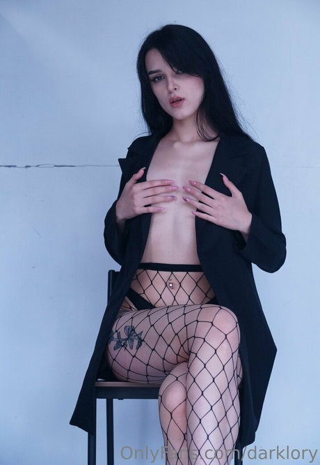 Naakte gelekte OnlyFans-foto van Darklory