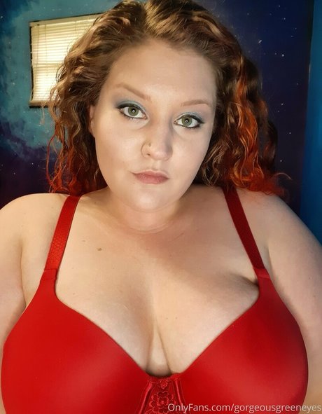 Naakte gelekte OnlyFans-foto van Gorgeousgreeneyes