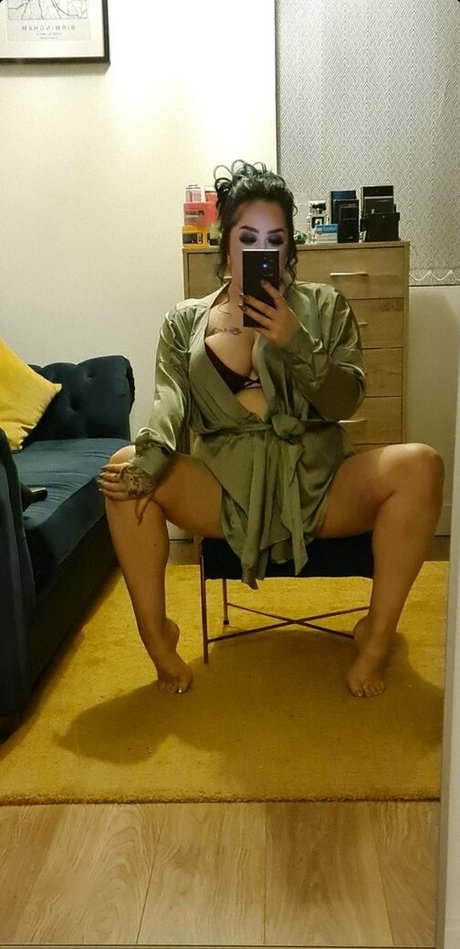 Naakte gelekte OnlyFans-foto van Creammyholes