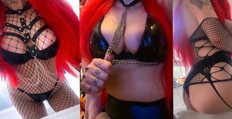 Naakte gelekte OnlyFans-foto van Firefly Red