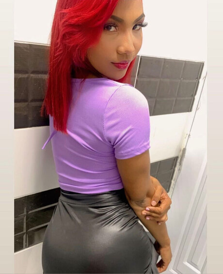 Naakte gelekte OnlyFans-foto van Baby Sophie 