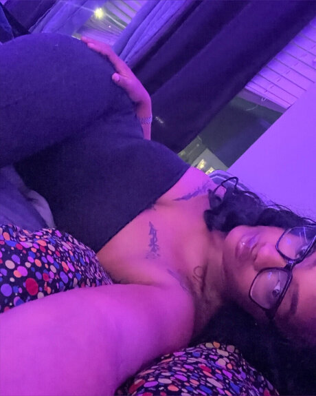 Naakte gelekte OnlyFans-foto van Tookie