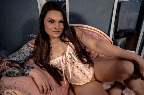 Naakte gelekte OnlyFans-foto van Octavia Rae