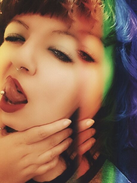 Naakte gelekte OnlyFans-foto van Eden