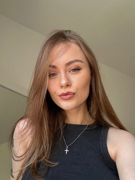 Naakte gelekte OnlyFans-foto van Diana Vitvitskaya