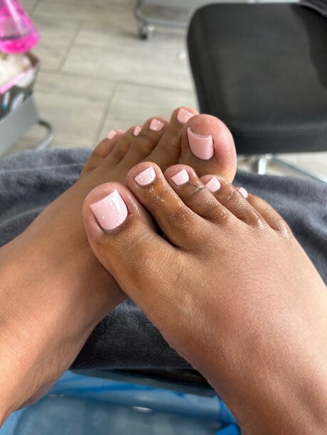 Naakte gelekte OnlyFans-foto van Jae