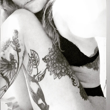 Naakte gelekte OnlyFans-foto van Luli