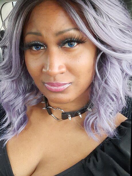 Naakte gelekte OnlyFans-foto van Lustfulgoddess