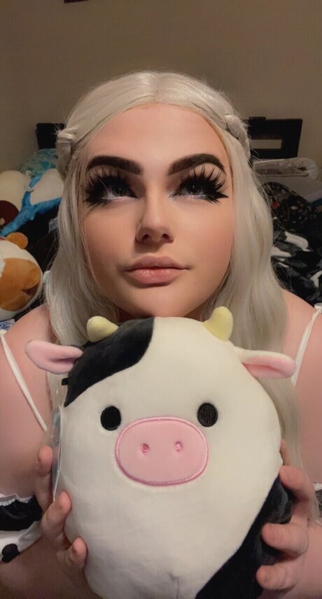 Naakte gelekte OnlyFans-foto van Magnolia May
