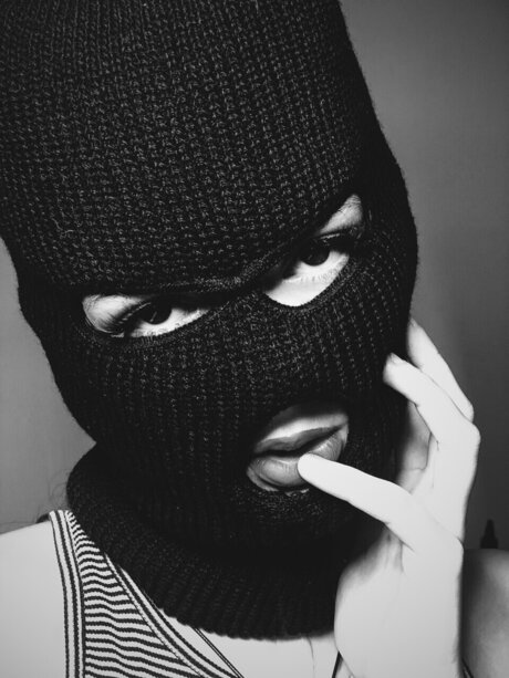 Naakte gelekte OnlyFans-foto van Denisse