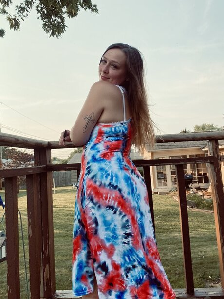 Naakte gelekte OnlyFans-foto van Cyleigh Maess