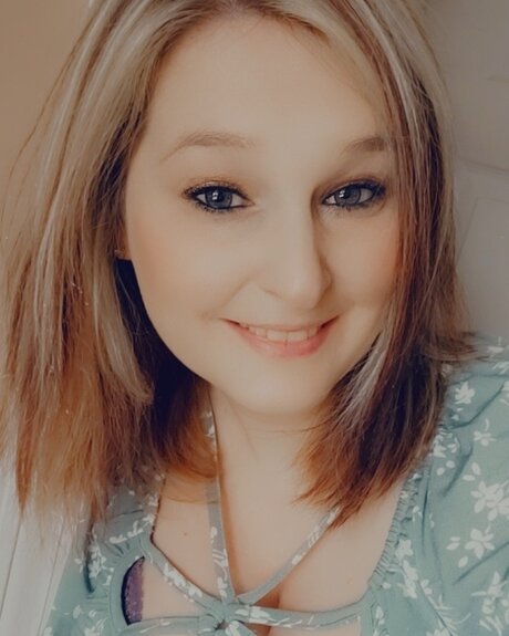 Naakte gelekte OnlyFans-foto van Jessiegirl