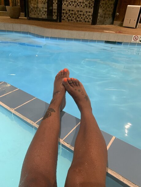 Naakte gelekte OnlyFans-foto van U175254842