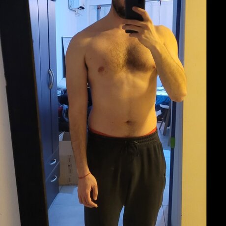 Naakte gelekte OnlyFans-foto van Charly