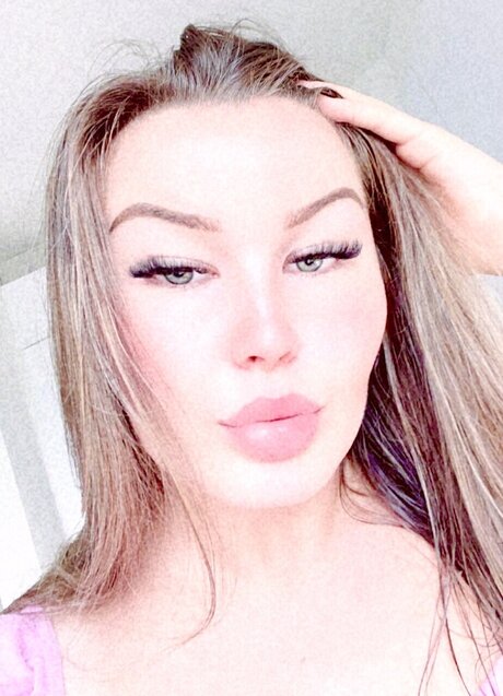 Naakte gelekte OnlyFans-foto van Mimmixoxo