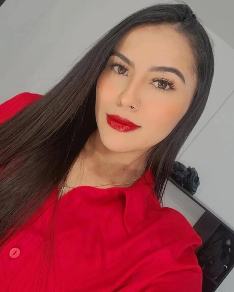 Naakte gelekte OnlyFans-foto van Karolrengifo