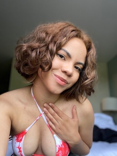 Naakte gelekte OnlyFans-foto van Jennifer Padilla