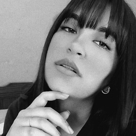 Naakte gelekte OnlyFans-foto van Madison