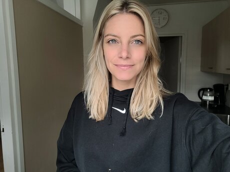 Naakte gelekte OnlyFans-foto van Maria