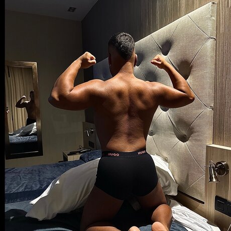 Naakte gelekte OnlyFans-foto van 