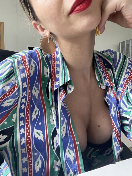 Naakte gelekte OnlyFans-foto van Alexandra