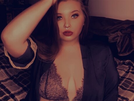 Naakte gelekte OnlyFans-foto van B