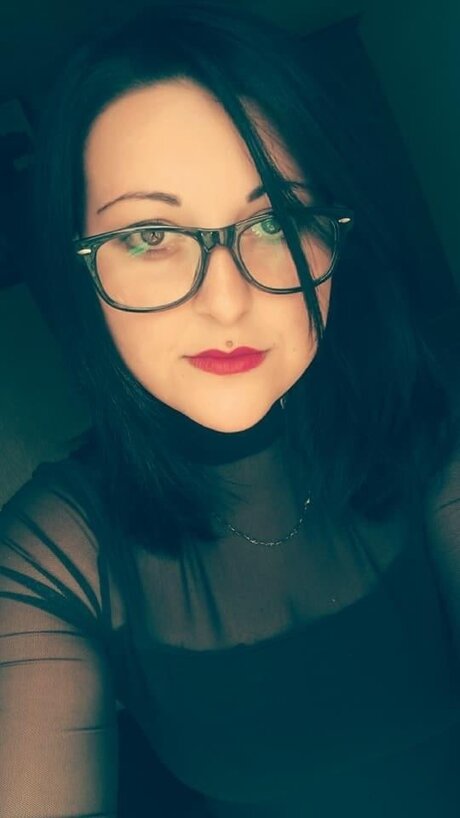 Naakte gelekte OnlyFans-foto van Cleo