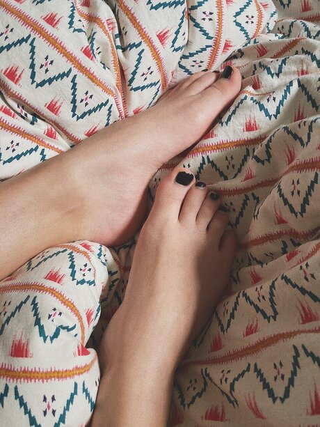Naakte gelekte OnlyFans-foto van Myfeeeetulovit