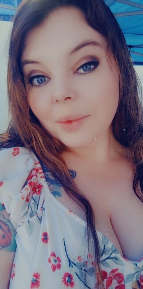 Naakte gelekte OnlyFans-foto van Sunnydaze