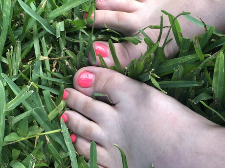 Naakte gelekte OnlyFans-foto van Layla Sage Hart