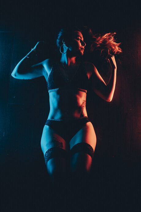 Naakte gelekte OnlyFans-foto van Lilred