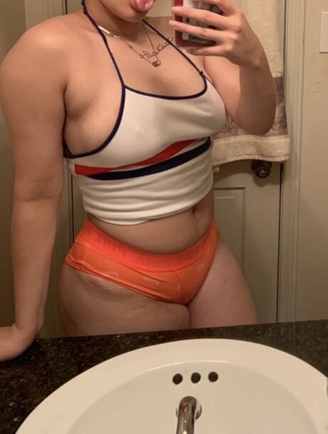Naakte gelekte OnlyFans-foto van M0nuh