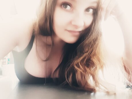 Naakte gelekte OnlyFans-foto van Jeannie