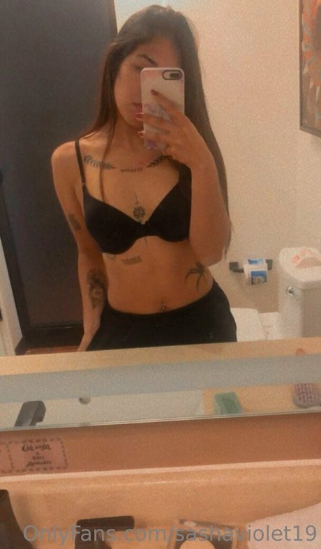 Sashaviolet19