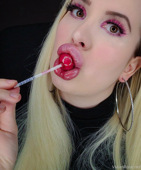 Vivianroseofficial