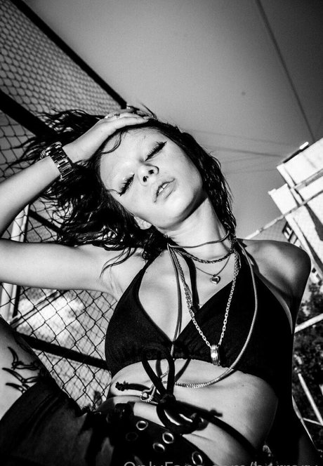 Naakte gelekte OnlyFans-foto van Horrory