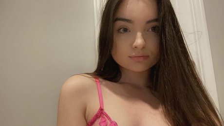 Naakte gelekte OnlyFans-foto van Elliexlovely