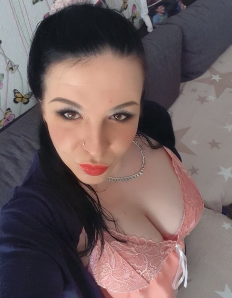Naakte gelekte OnlyFans-foto van Milf Showsf