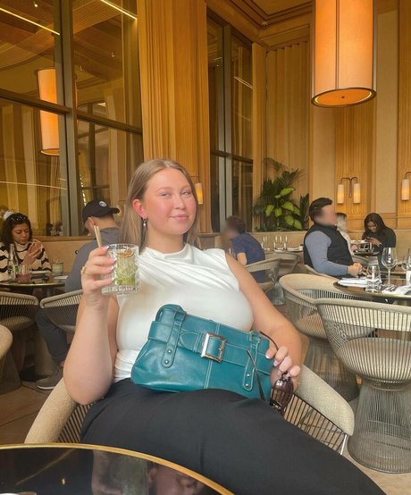 Naakte gelekte OnlyFans-foto van Sophia From Perth