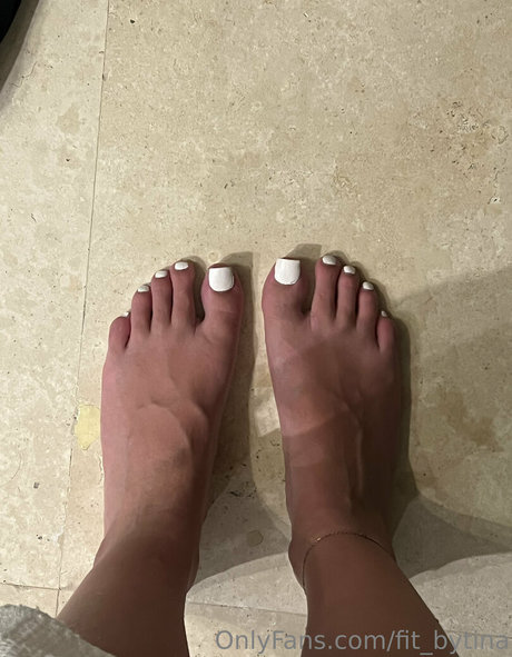 Naakte gelekte OnlyFans-foto van Lusciousalina