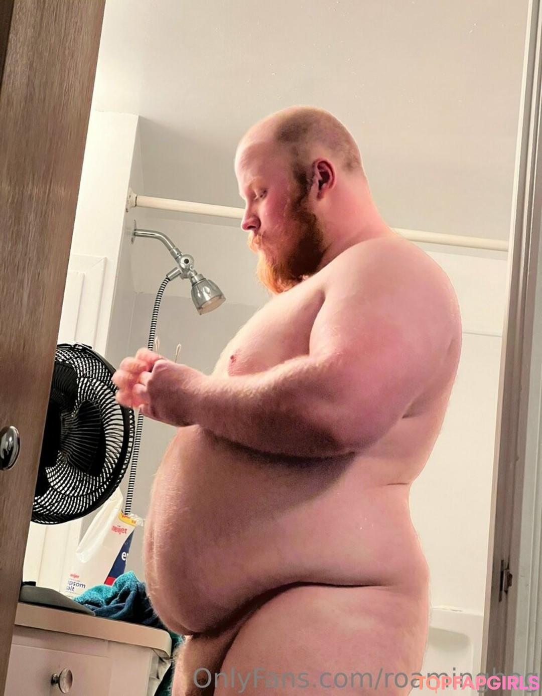 Naakte gelekte OnlyFans-foto van Roaminghog #152 Naakte gelekte OnlyFans-foto van Roaminghog #152