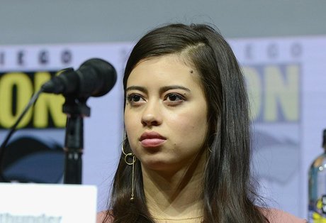 Amber Midthunder