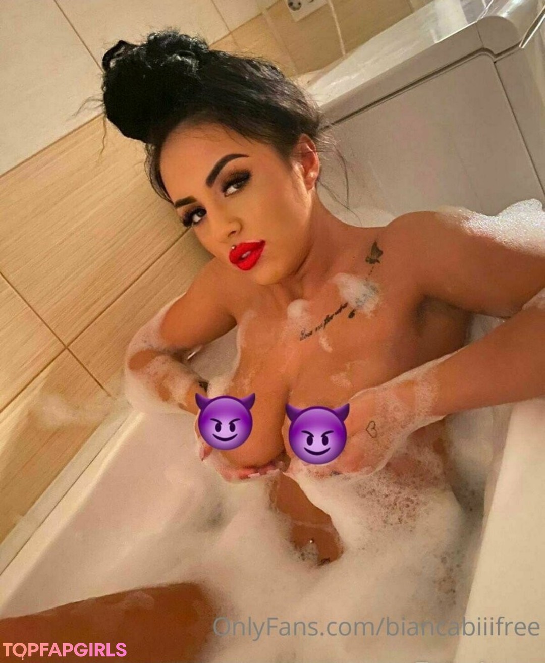 Naakte gelekte OnlyFans-foto van Biancabiiifree #68 Naakte gelekte OnlyFans-foto van Biancabiiifree #68