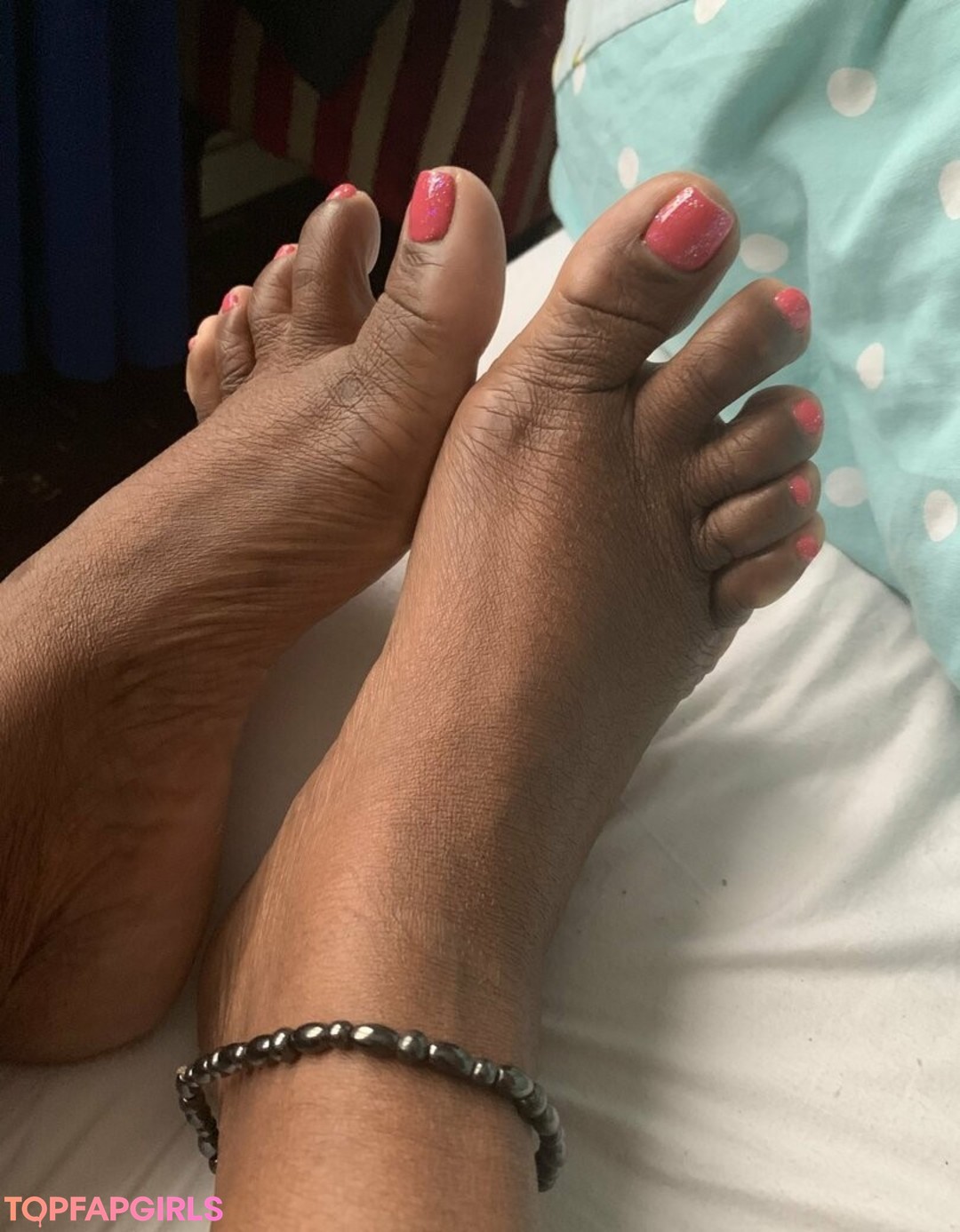 Naakte gelekte OnlyFans-foto van Madamcaramel #30 Naakte gelekte OnlyFans-foto van Madamcaramel #30